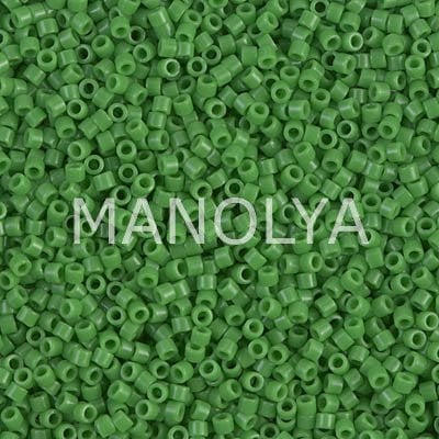 DB724-DELICA BD OPAQUE PEA GREEN