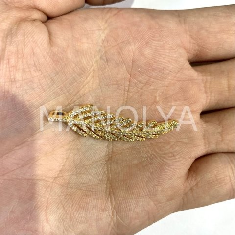 4,3cm. YAPRAK ZİRKON KOLYE UCU
