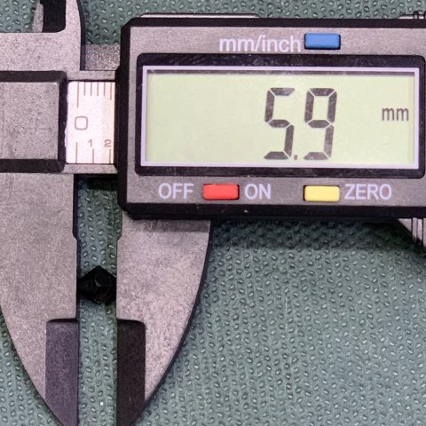 6mm. ANTRASİT PİRAMİD ÇEK KRİSTALİ PAKET