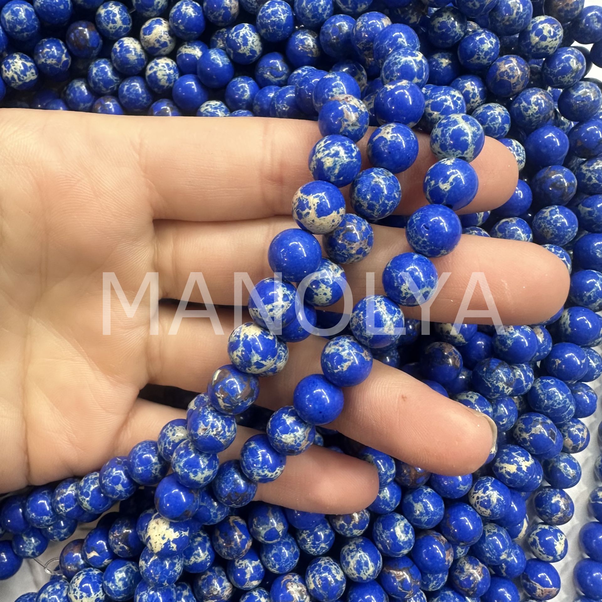 8mm. YUVARLAK LACİVERT VARİSİT