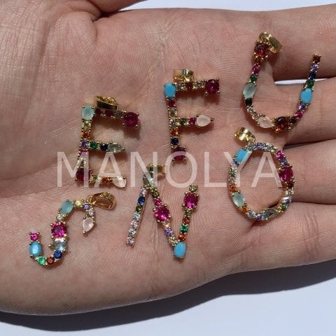 1,5x2cm. RENKLİ ZİRKONLU HARFLER