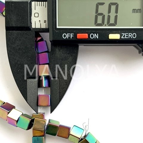 6x6mm. LASER COLOR KÜP HEMATİT DİZİ