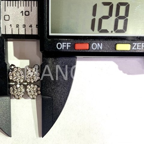 1,3cm. ZİRKONLU DÖRT YAPRAKLI YONCA