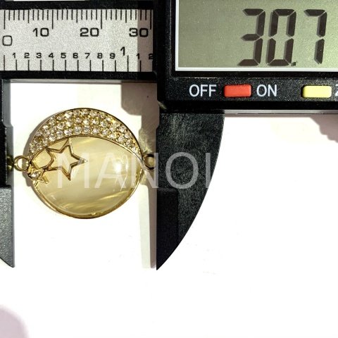 3,1cm. AY YILDIZ ÇERÇEVELİ CAM BİLEKLİK APARATI
