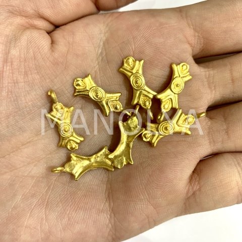 2,2cm. ETNİK ARA APARAT