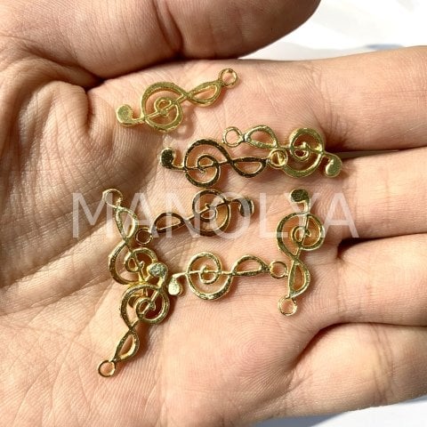 2,5cm. SOL ANAHTARI KOLYE UCU