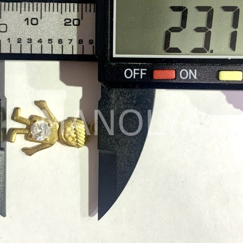 2,4cm. OYNAR KAFALI KRİSTALLİ ÇOCUK