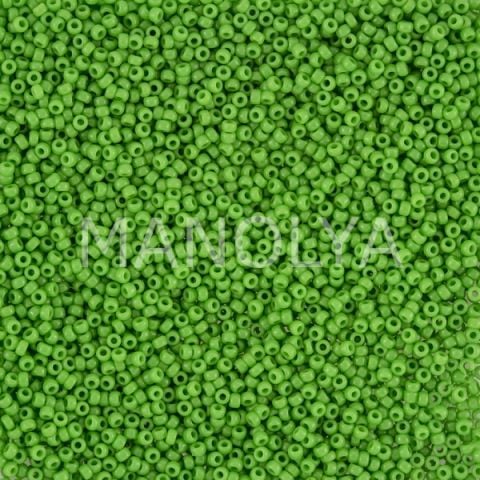 15-9411 MIYUKI SEEDBEADS OPAQUE GREEN