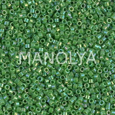 DB163-DELICA BEAD OPAQUE GREEN