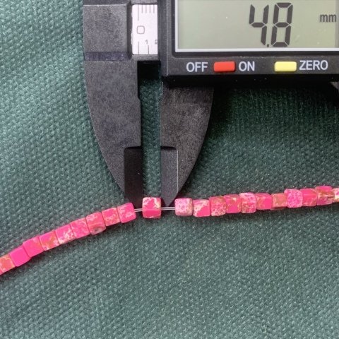 4,5mm. PEMBE KÜP VARİSİT
