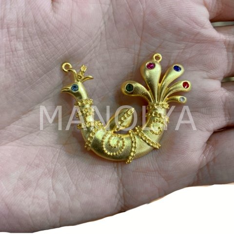 3,9cm. TAŞLI TAVUS KUŞU