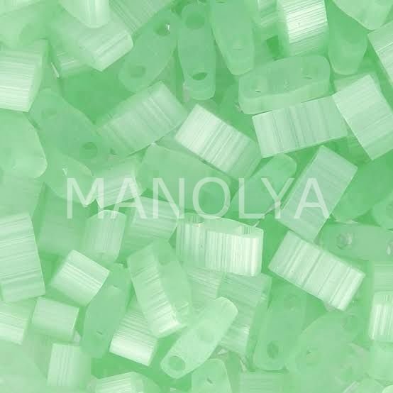 HTL2559 Miyuki Half Tila Silk Pale Green (Yarım Tila 2559)
