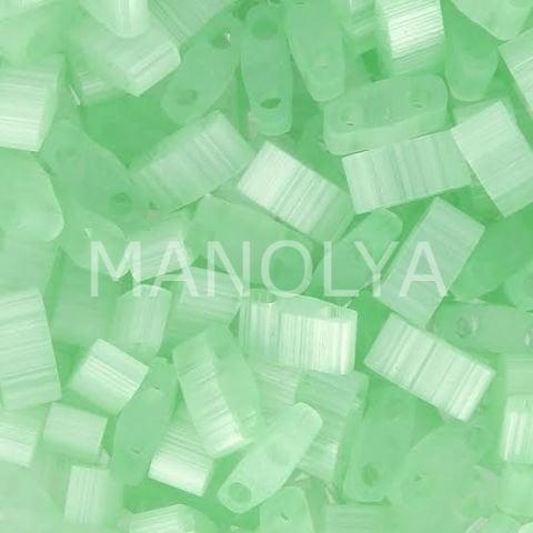 HTL2559 Miyuki Half Tila Silk Pale Green (Yarım Tila 2559)